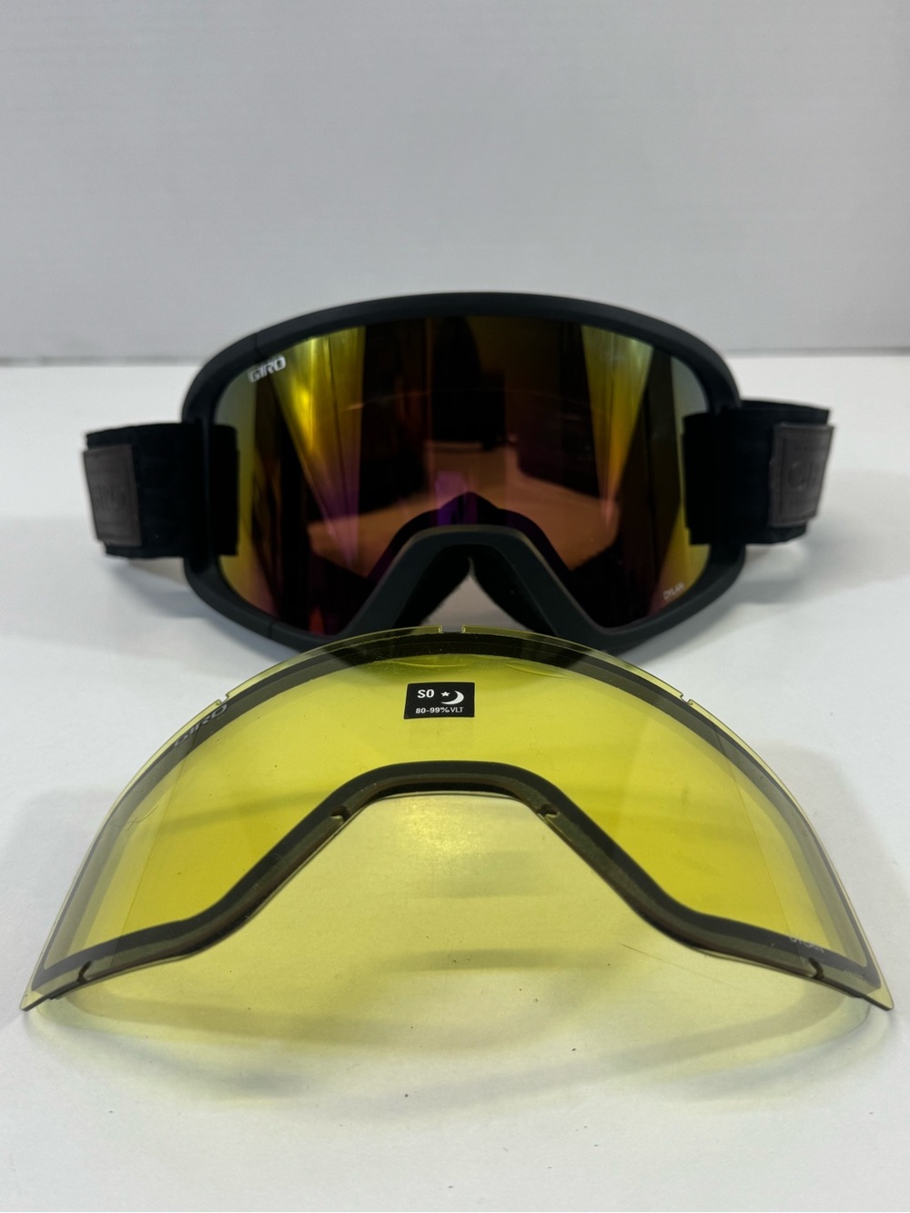 Giro Black ski snowboardGoggles Mirrored Lens and Yellow Replacement